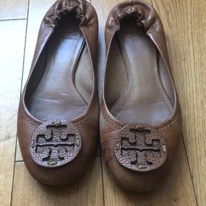 Tory Burch Flats !! Good condition!